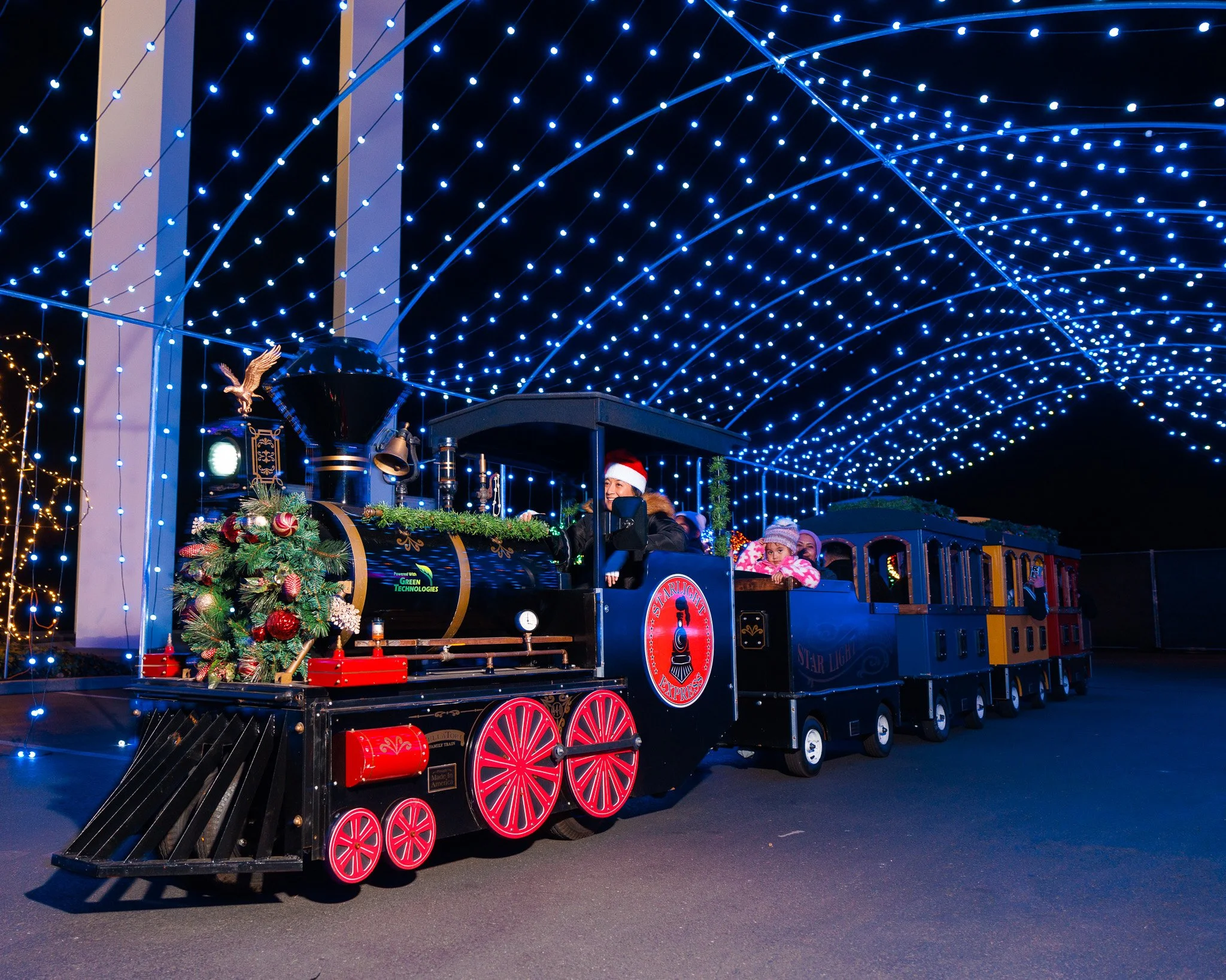 3Crosses Christmas Village